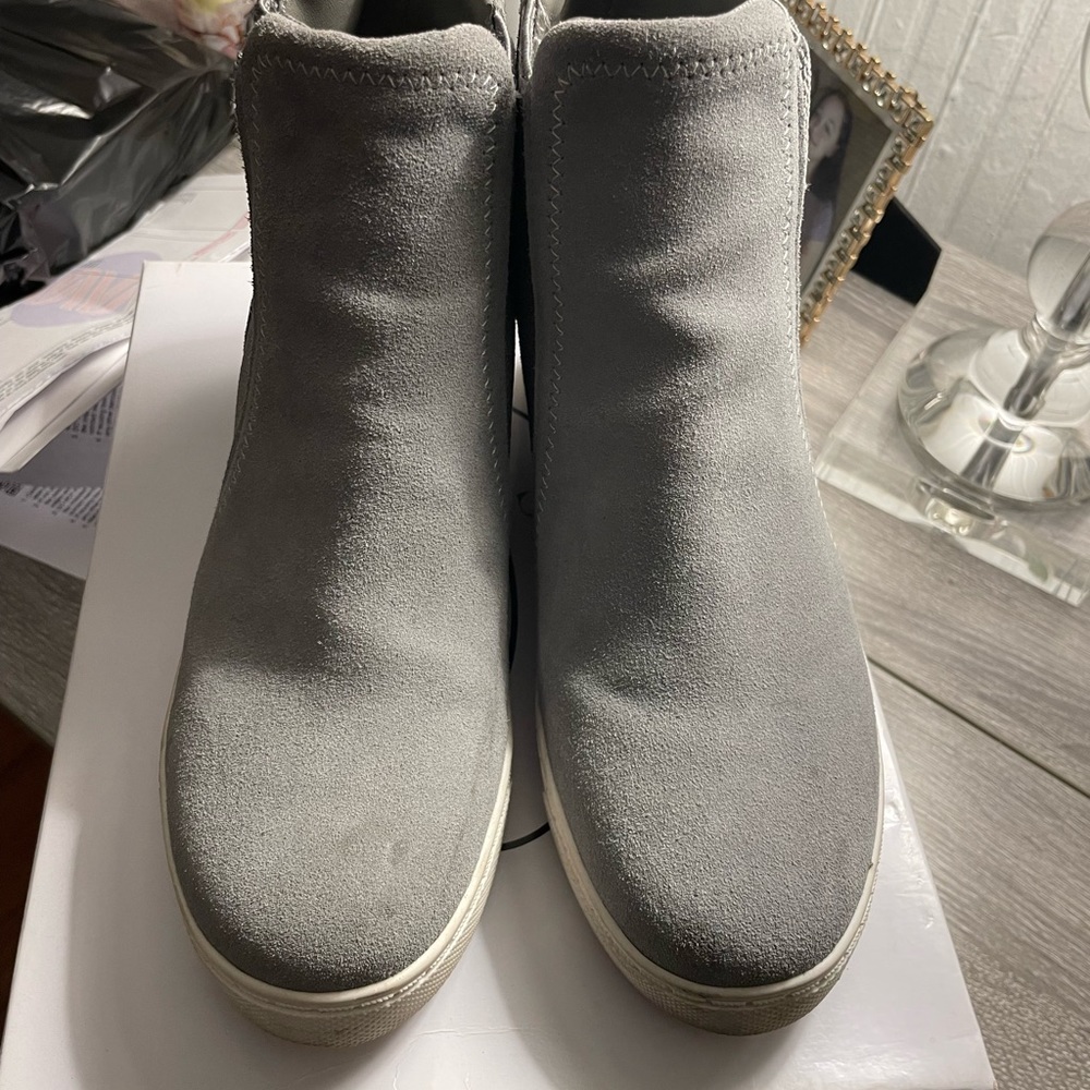 Gently used Steve Madden wedge sneakers